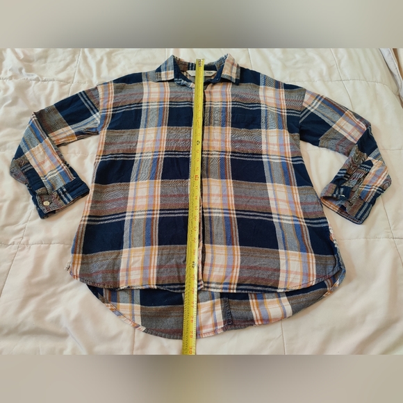 Old Navy flannel button down "boyfriend shirt" (Medium) π©·ππ€π©· - Picture 7 of 16